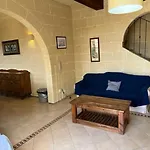 4 Bedroom With Private Pool * Xewkija