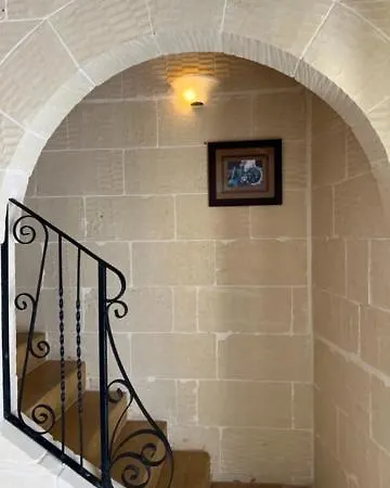 4 Bedroom With Private Pool Xewkija