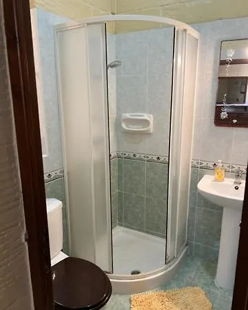 בית נופש 4 Bedroom With Private Pool *