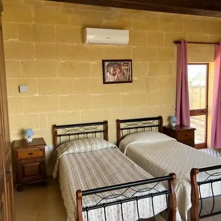 Feriehus 4 Bedroom With Private Pool *